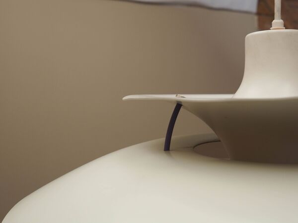 Lampe suspendue PH5, design danois, années 1970, fabricant : Louis Poulsen