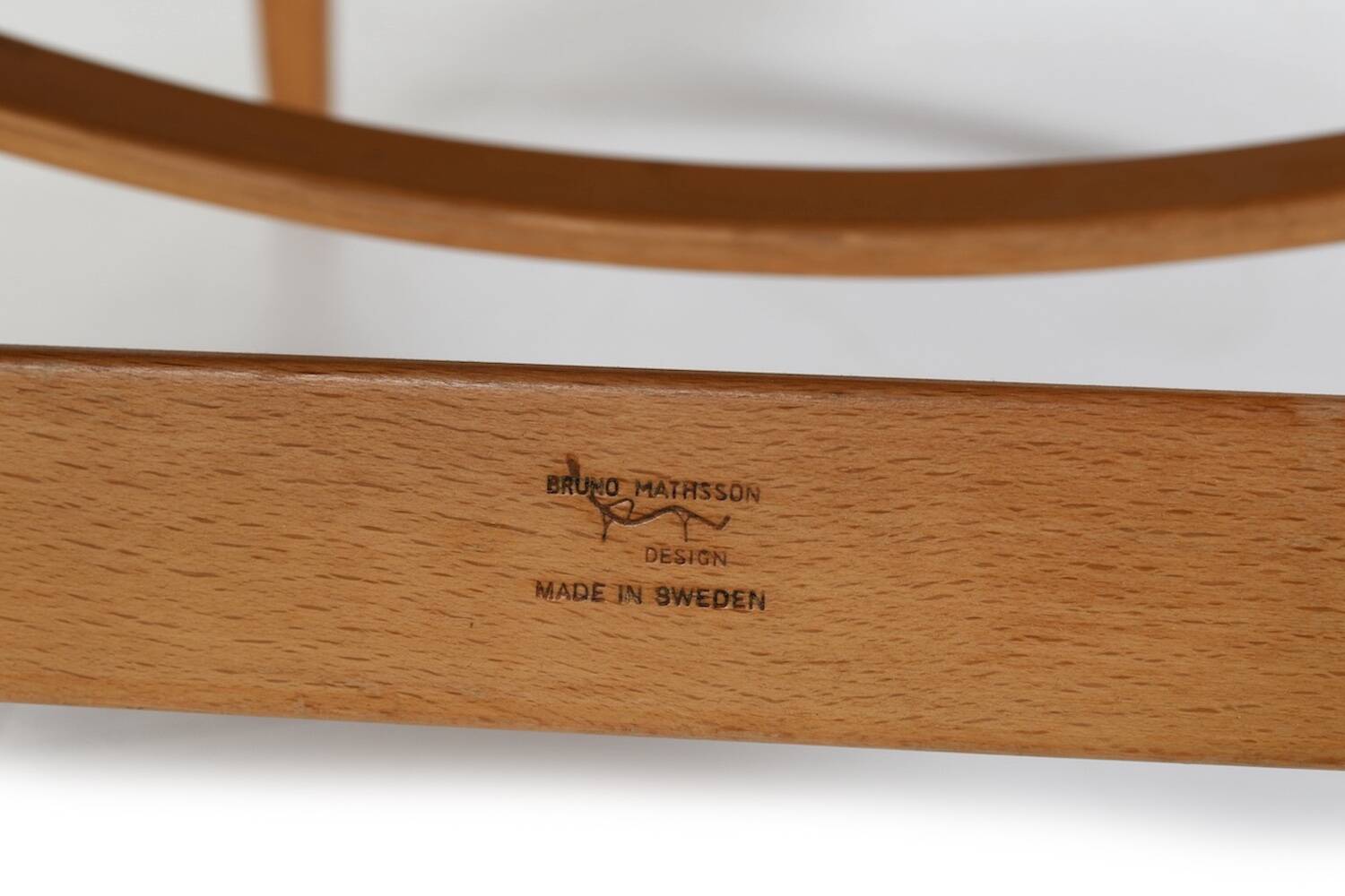 Pair of vintage Pernilla-3 Chaiselongues by Bruno Mathsson