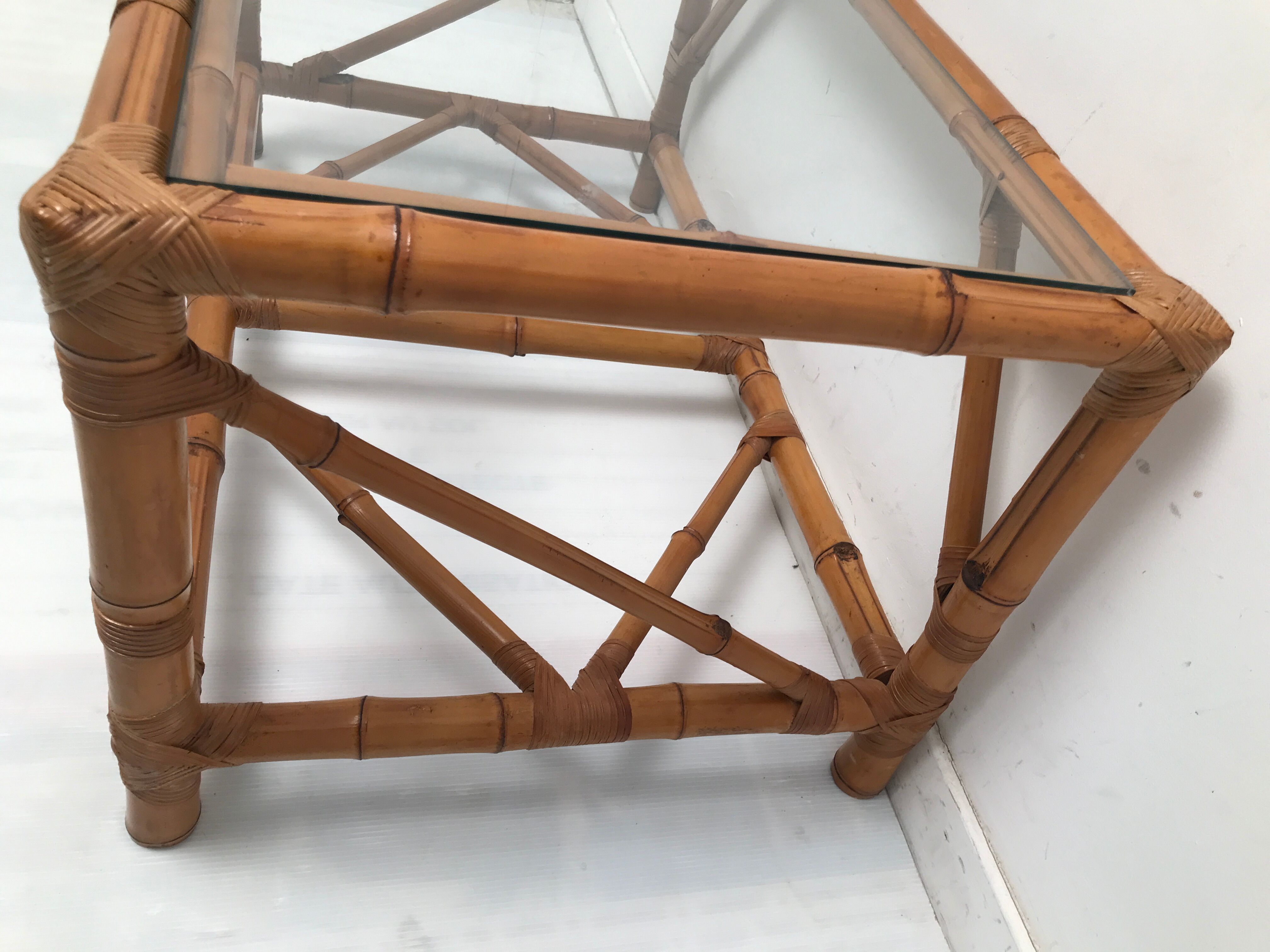 Vintage coffee table in real bamboo and glass 60/70