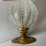 Ancienne lampe de table en laiton et globe bulle