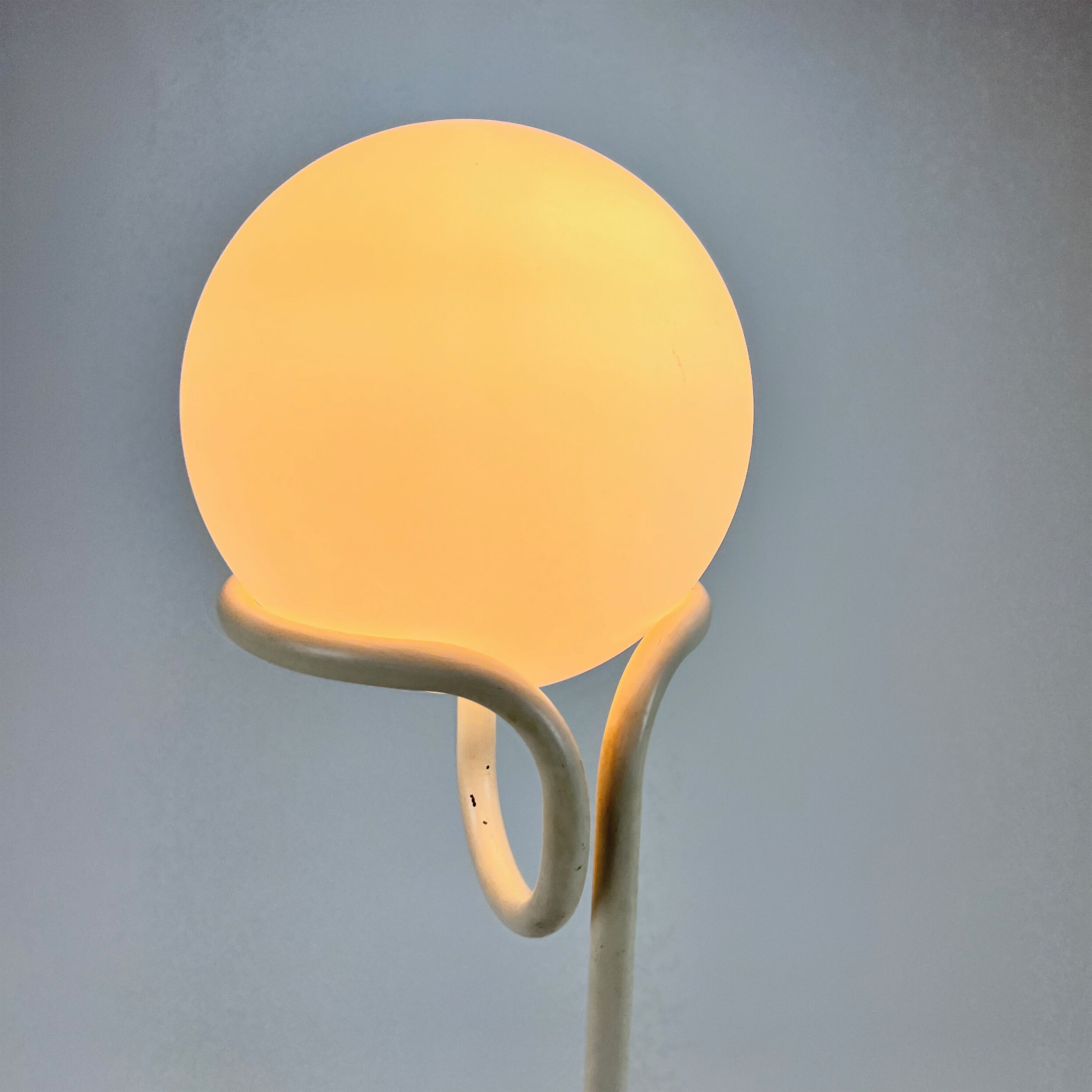 Dutch Design Globe Floorlamp designed by Aldo van den Nieuwelaar For Domani Design, 1960s