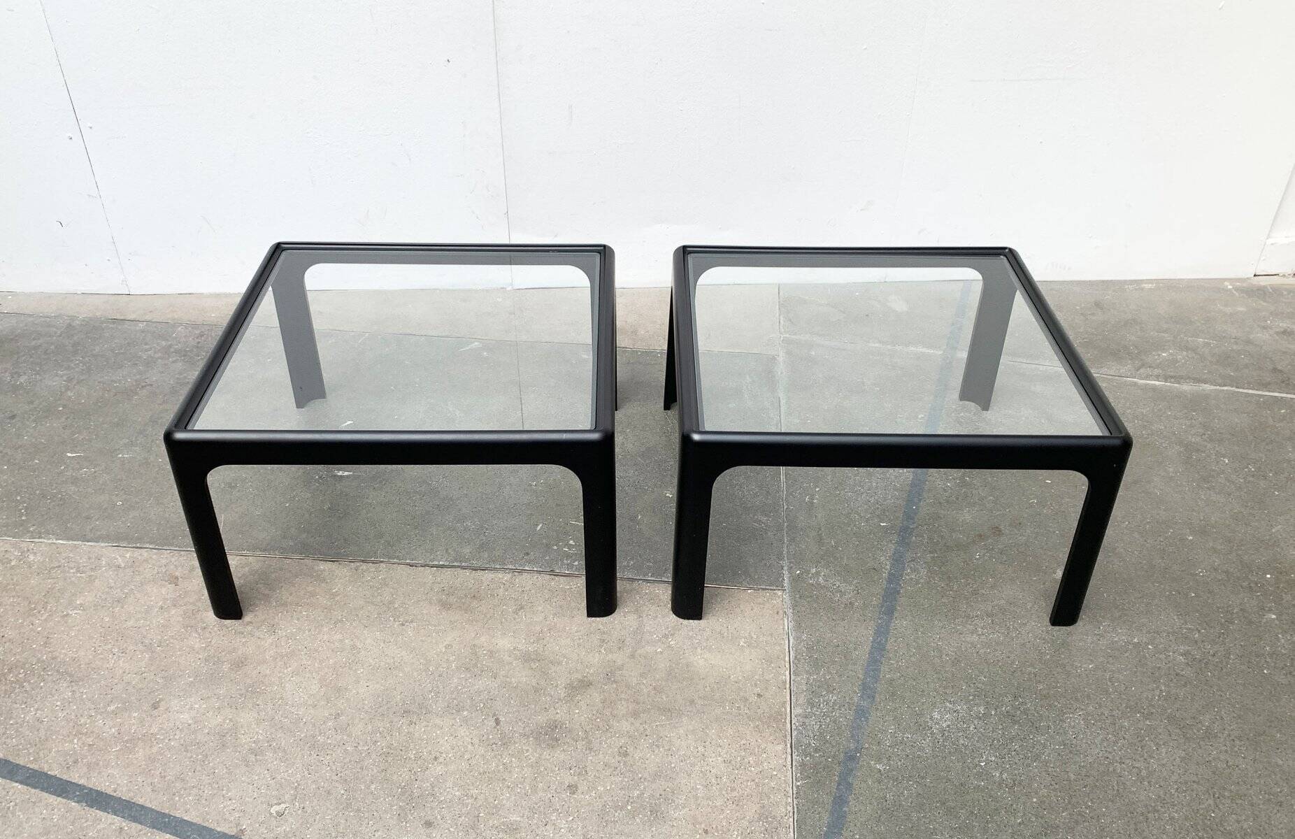 Mid-century vintage coffee table in glass by Peter Ghyczy for Horn Collection, 1960s, set of 2.