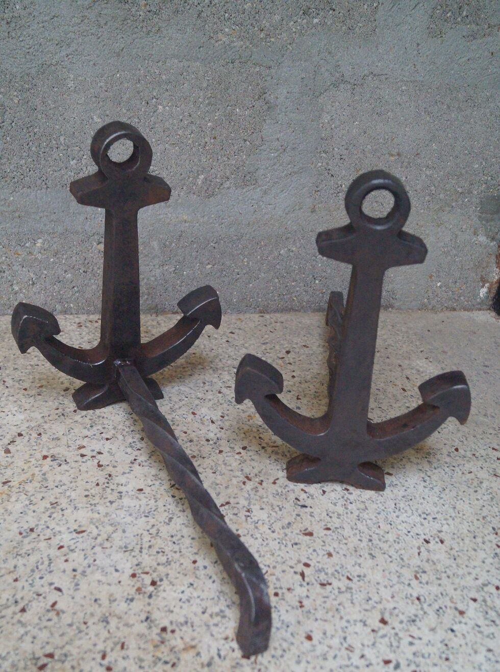 Pair of navy ink chenet 1960