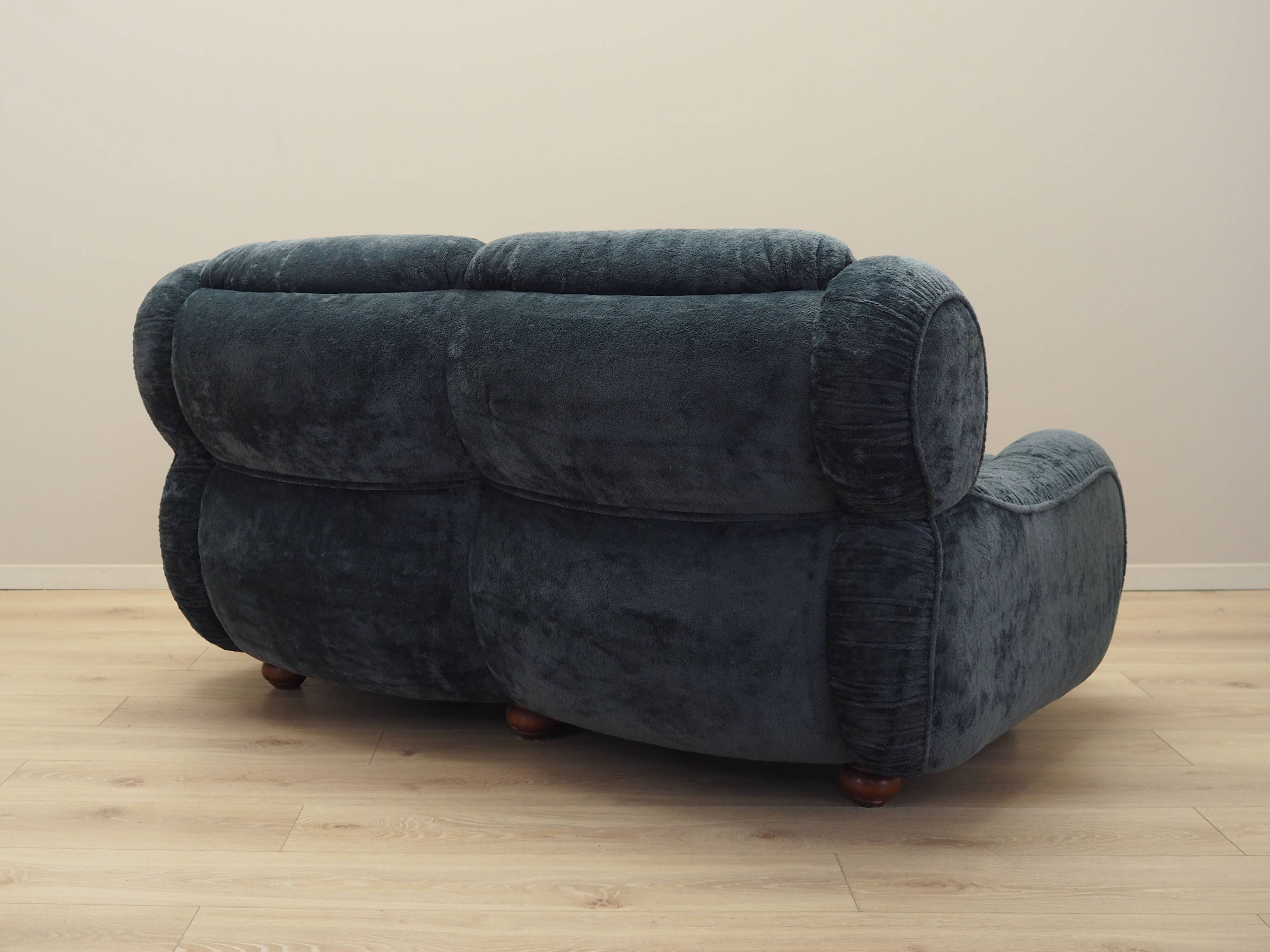 Navy blue velour sofa, Italian design, 1970s, production: Italy