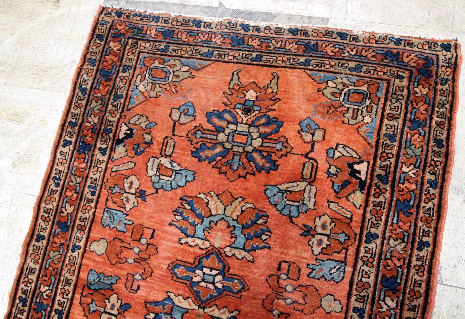 Handmade antique Persian Lilihan rug 3.2' x 4.10' (97cm x 150cm) 1920s - 1B666