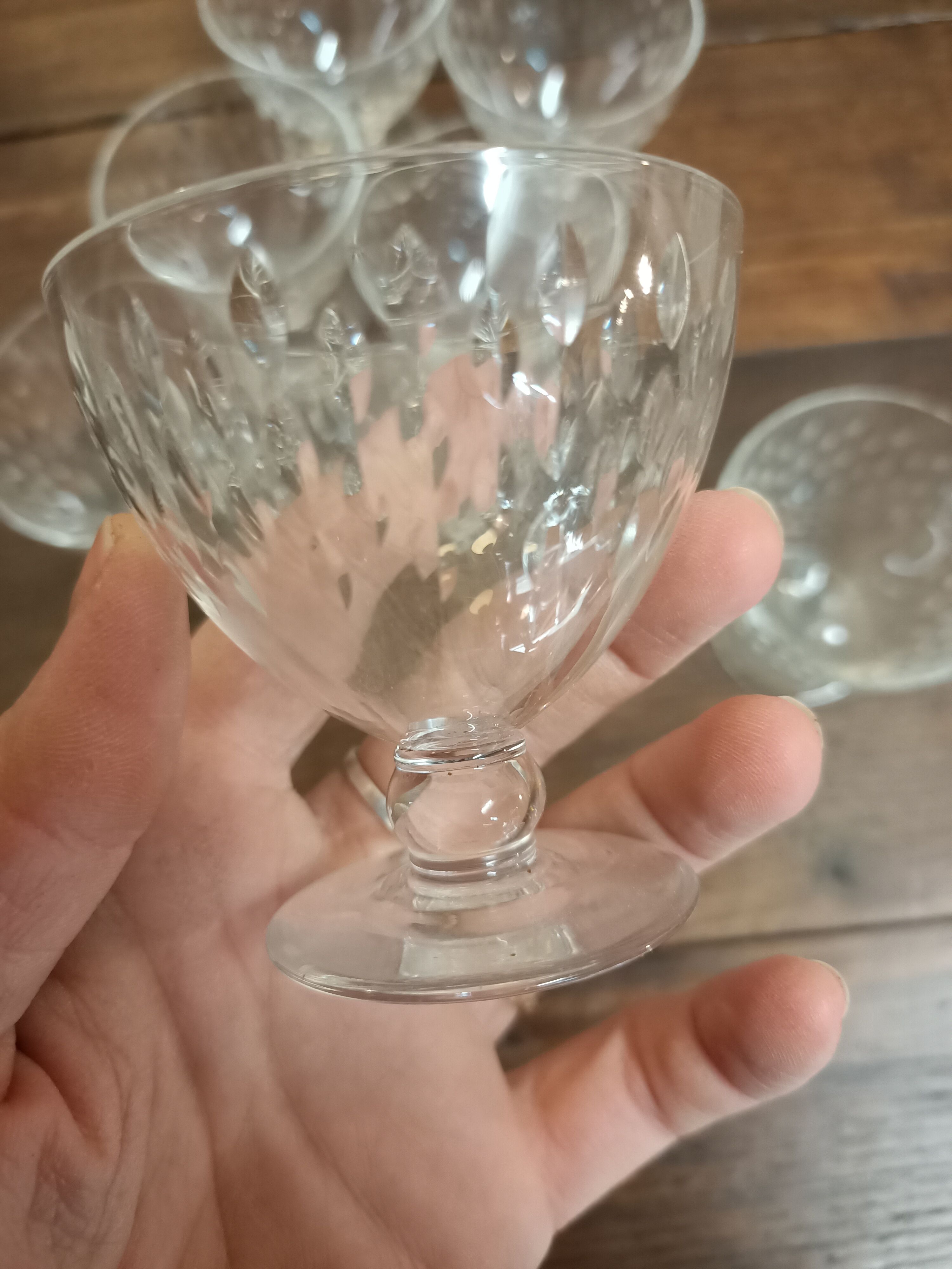 8 glasses Baccarat drops of water