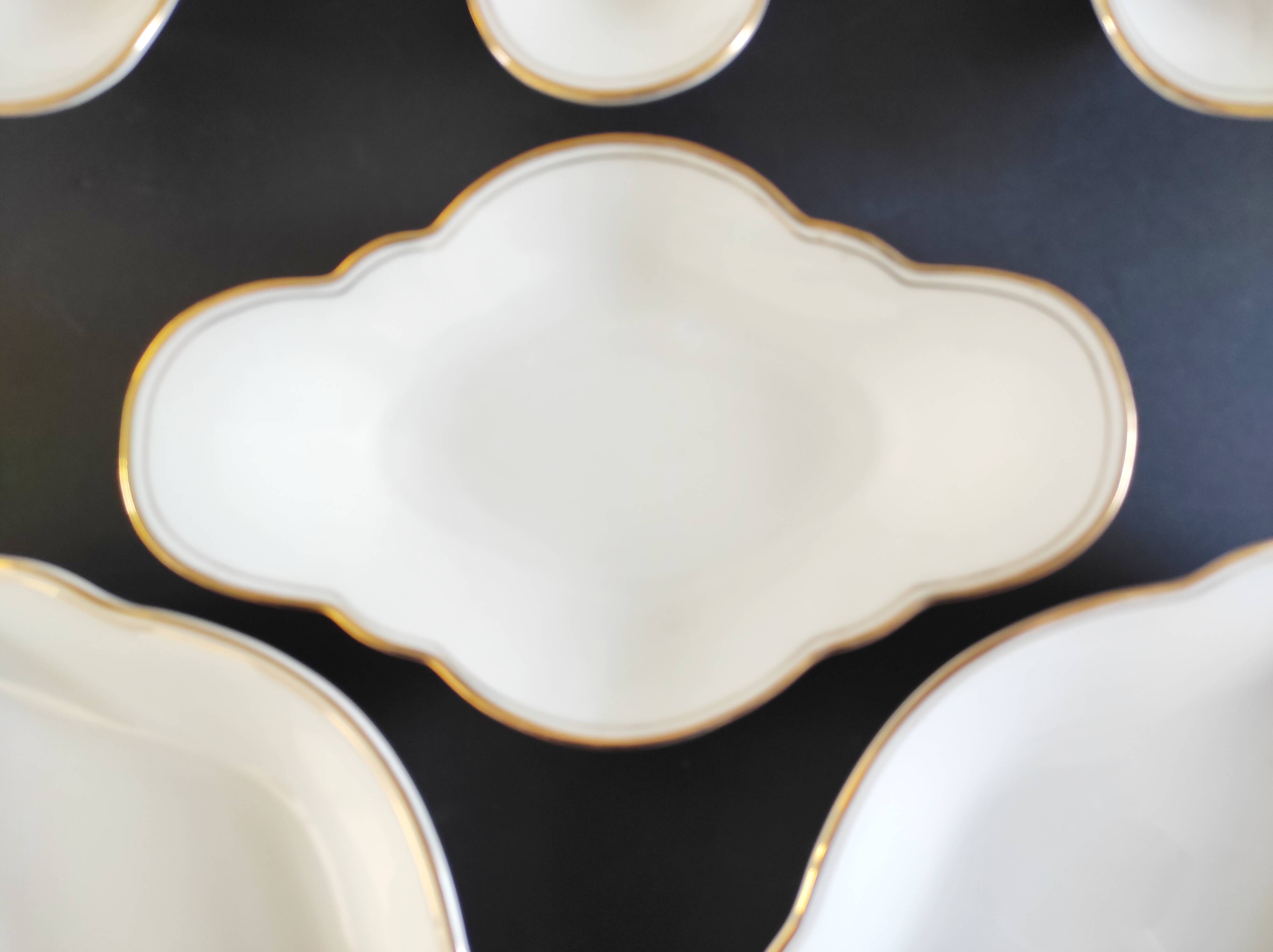 6 small German porcelain dishes