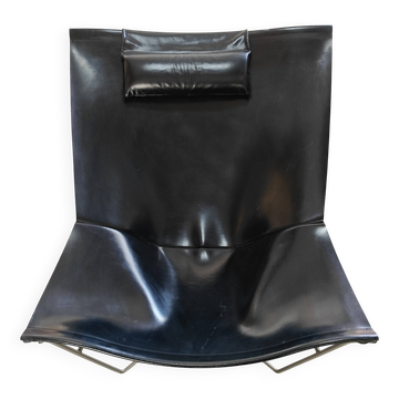 "Semana" designer armchair in black leather by David Weeks