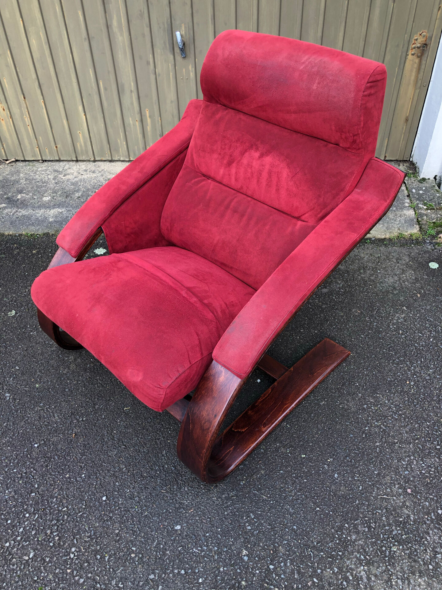 Nelo chair furniture