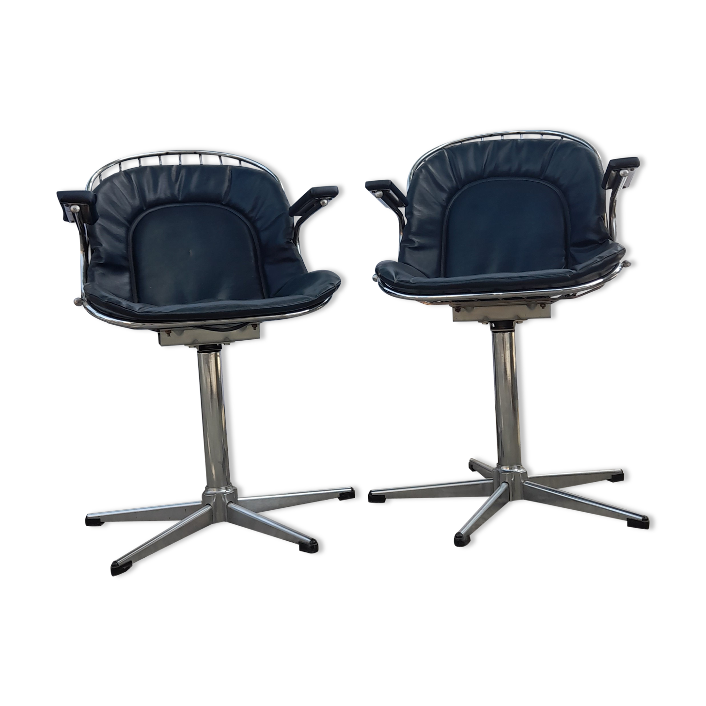 Pair of Gastone Rinaldi Radiofreccia chrome armchairs
