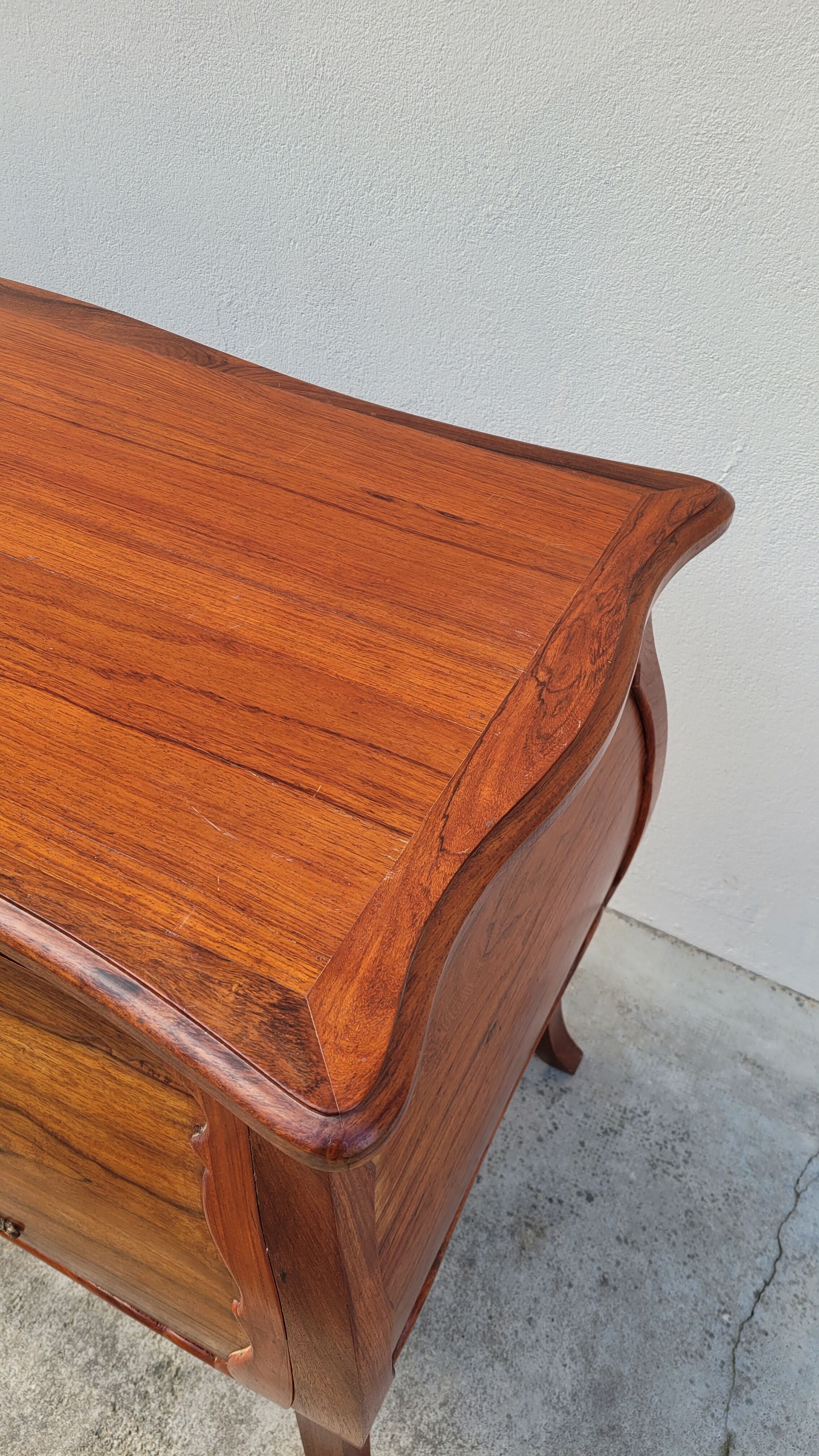 Curved Louis XV style commode in mahogany.