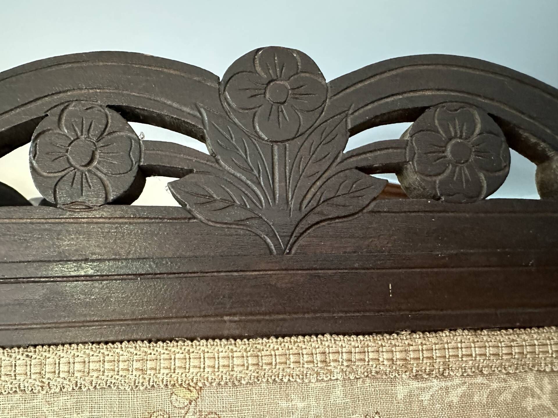 Large antique screen (late 19th/early 20th century). 5 panels.