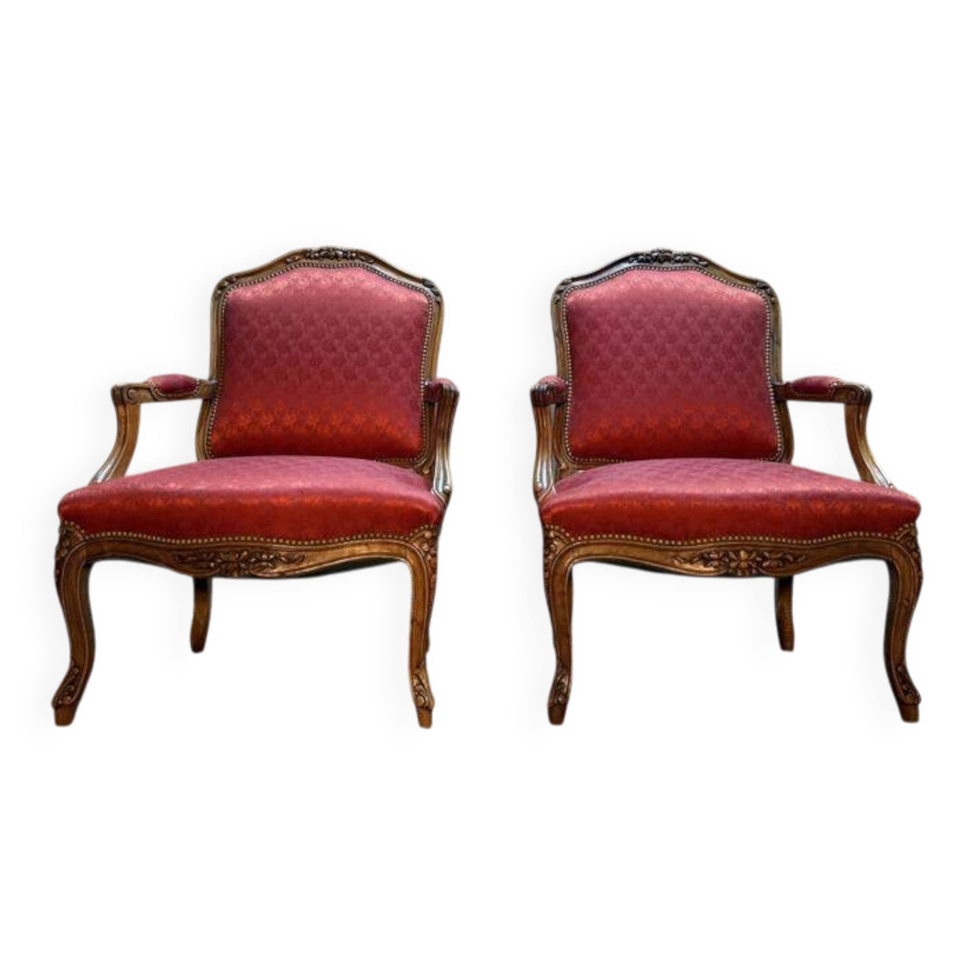 Paire de fauteuils cabriolets de style Louis XVI soie Rouge