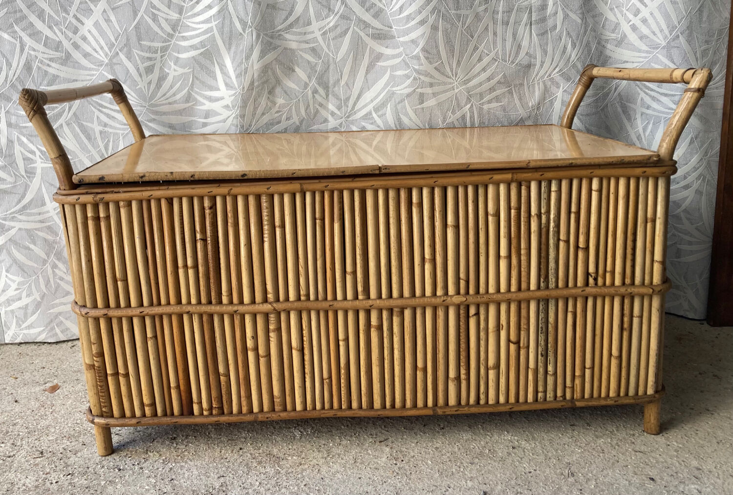 Vintage rattan bench chest