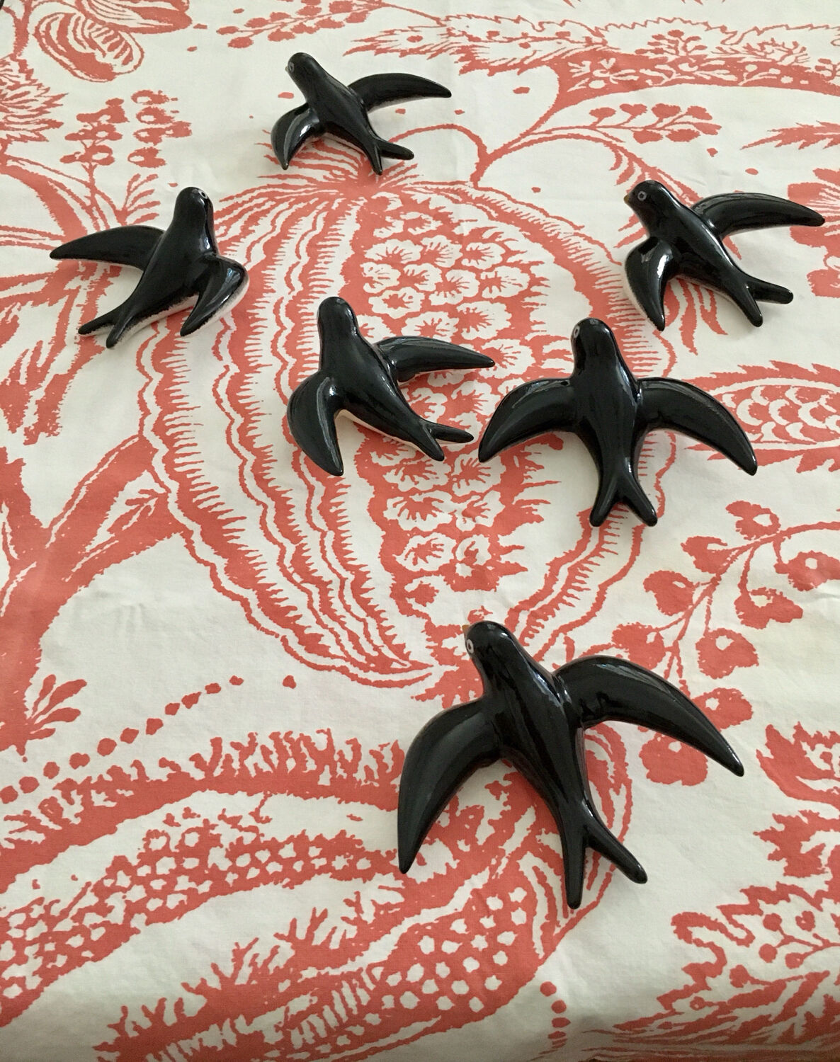 Lot of ceramic swallows