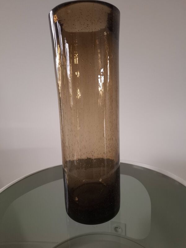 Vas rouleau en verre soufflé ambré