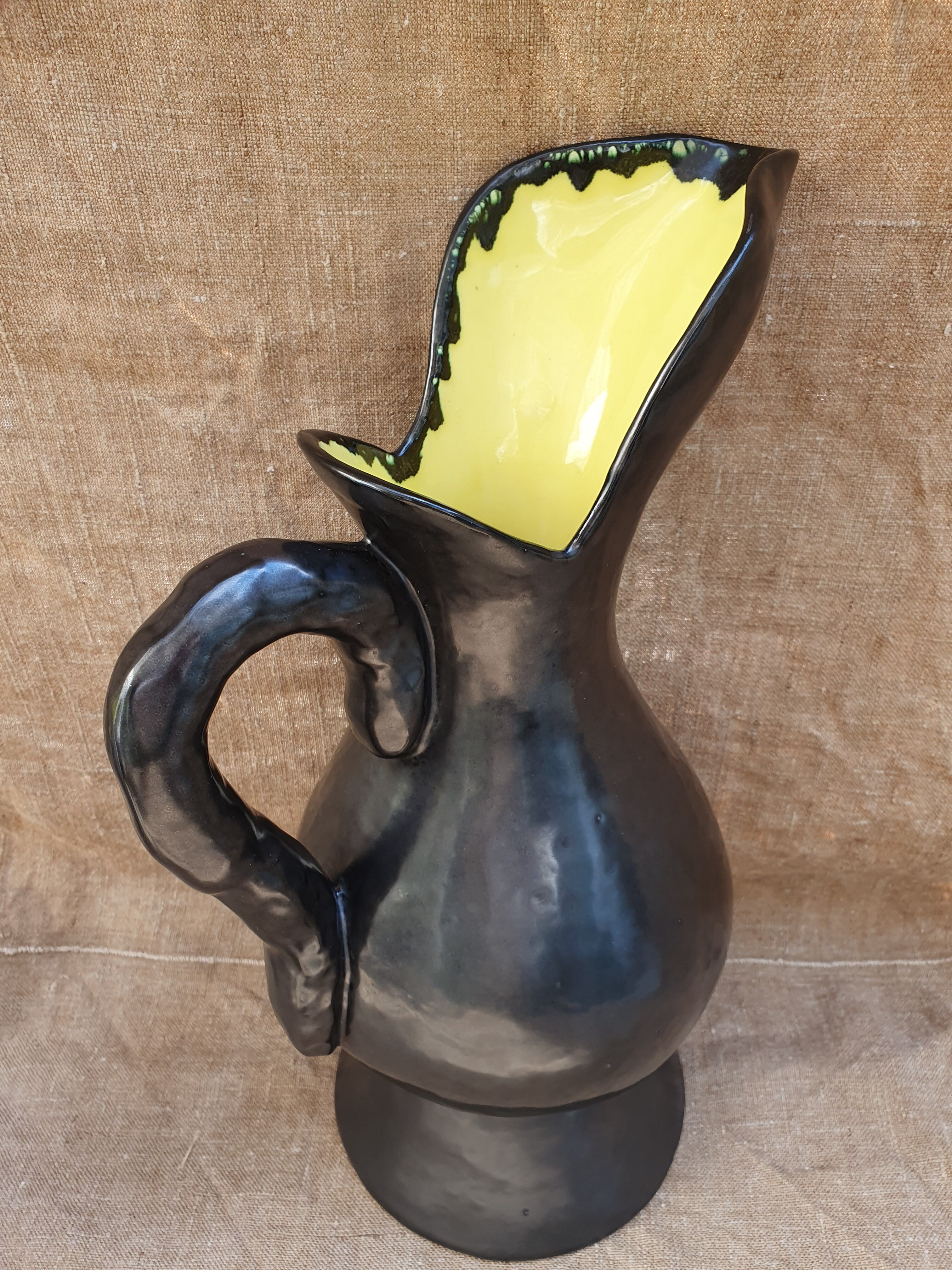 Ceramic jug 50