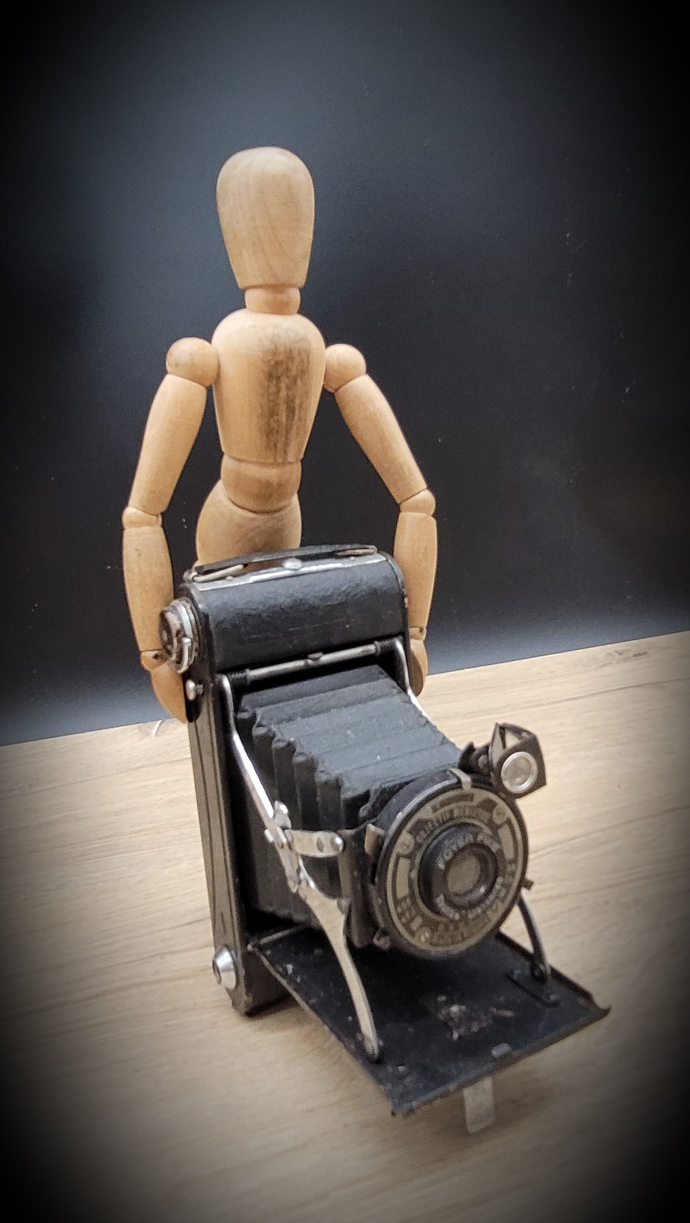 Bellows Camera Menisque Lens