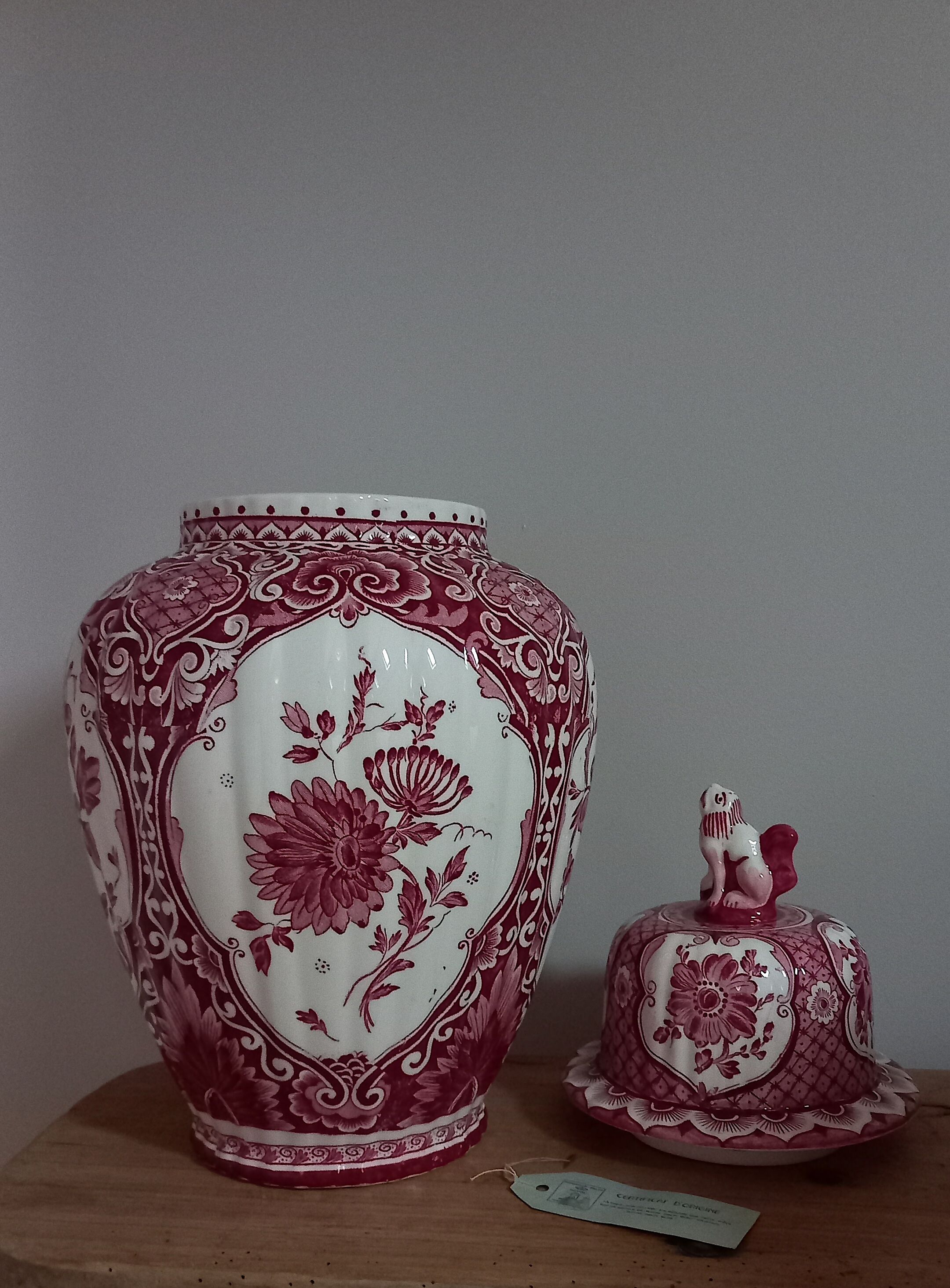 Covered vase Royal Sphinx Maastricht Petrus Regout & Co