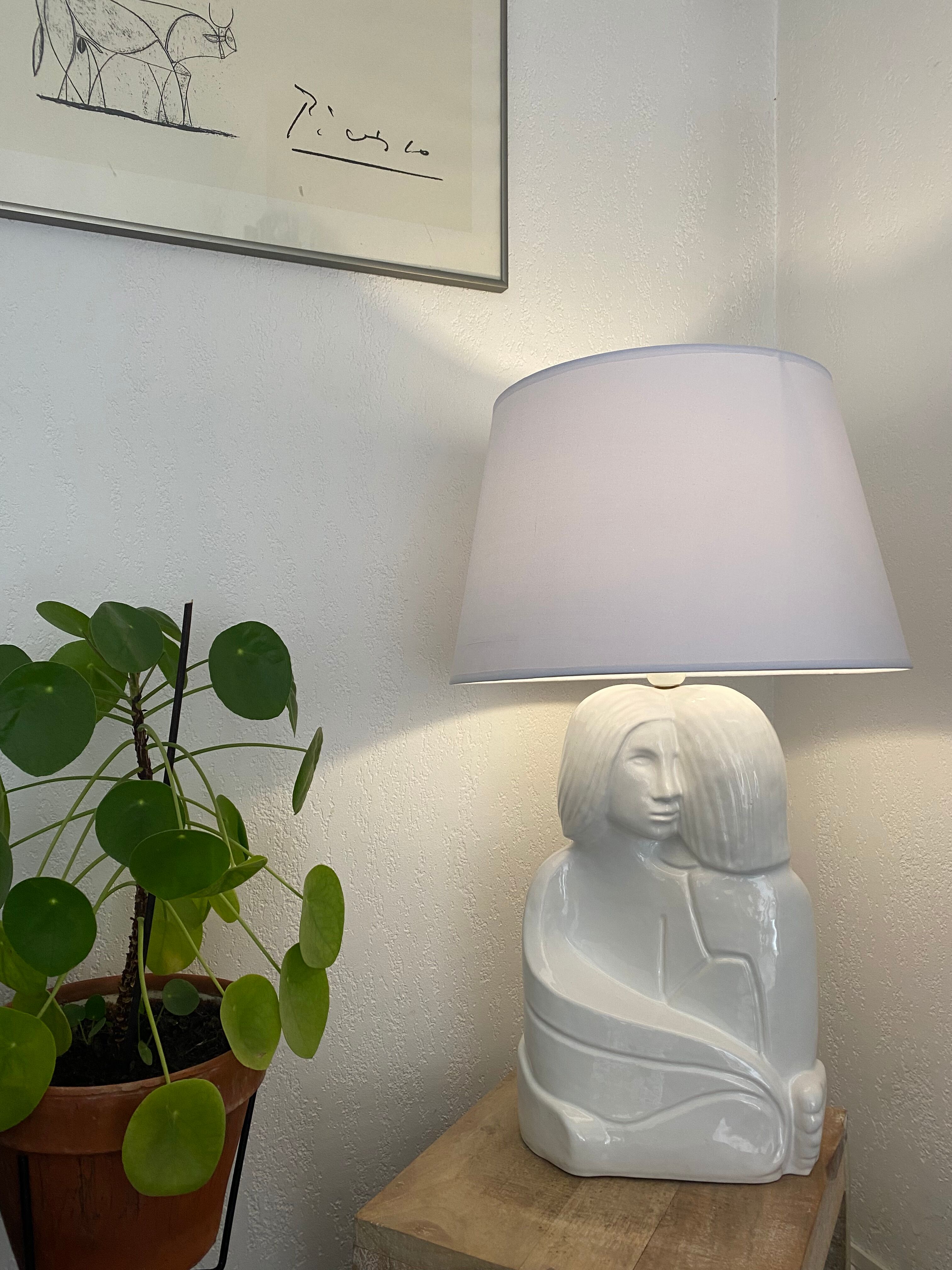 Ceramic entwined couple lamp