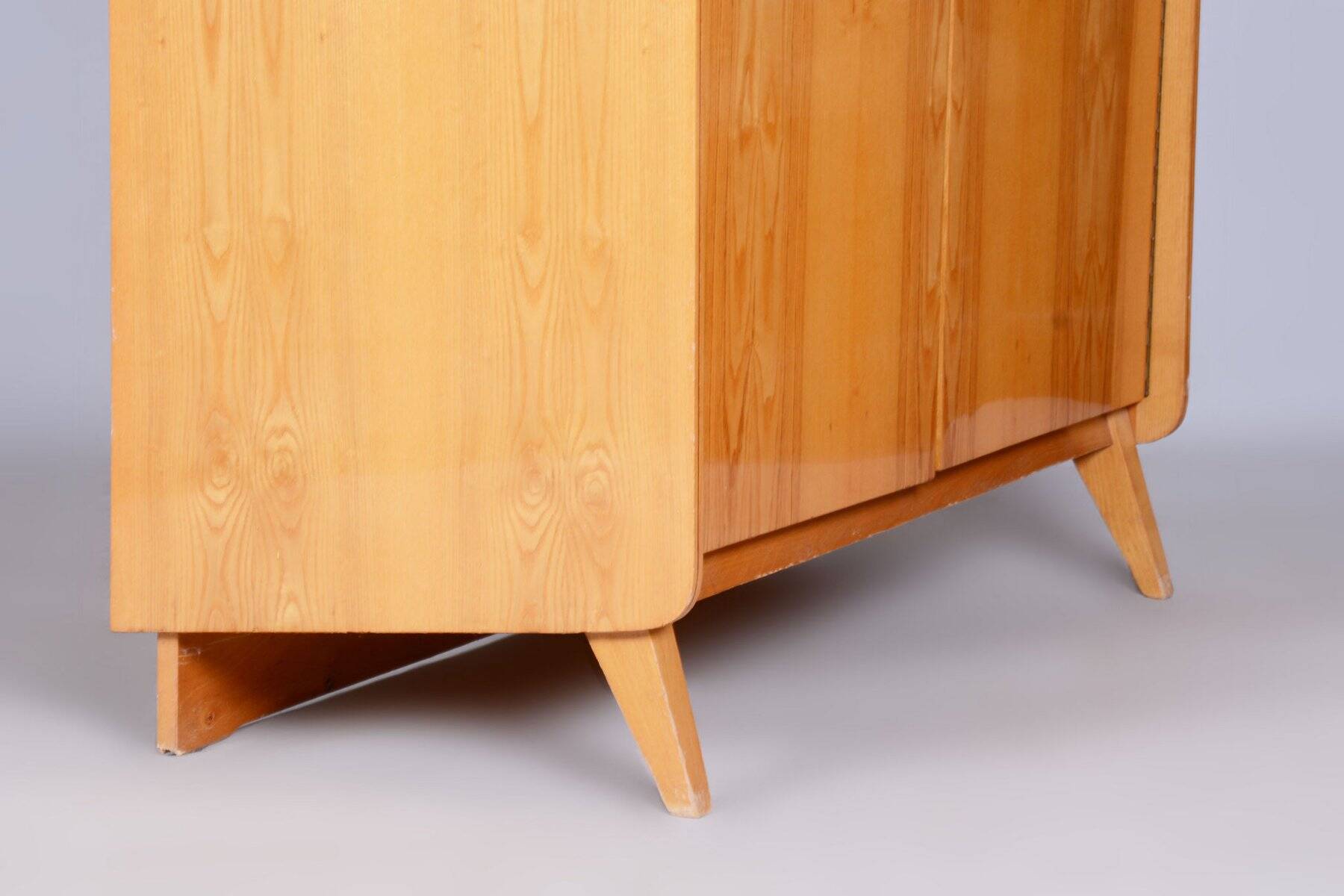 Mid-Century Modern Wardrobe in Ash by Tatra Pravenec, Czech, 1950s