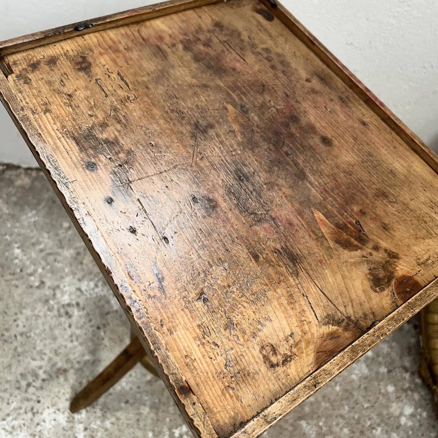 Old primitive wooden tripod pedestal table