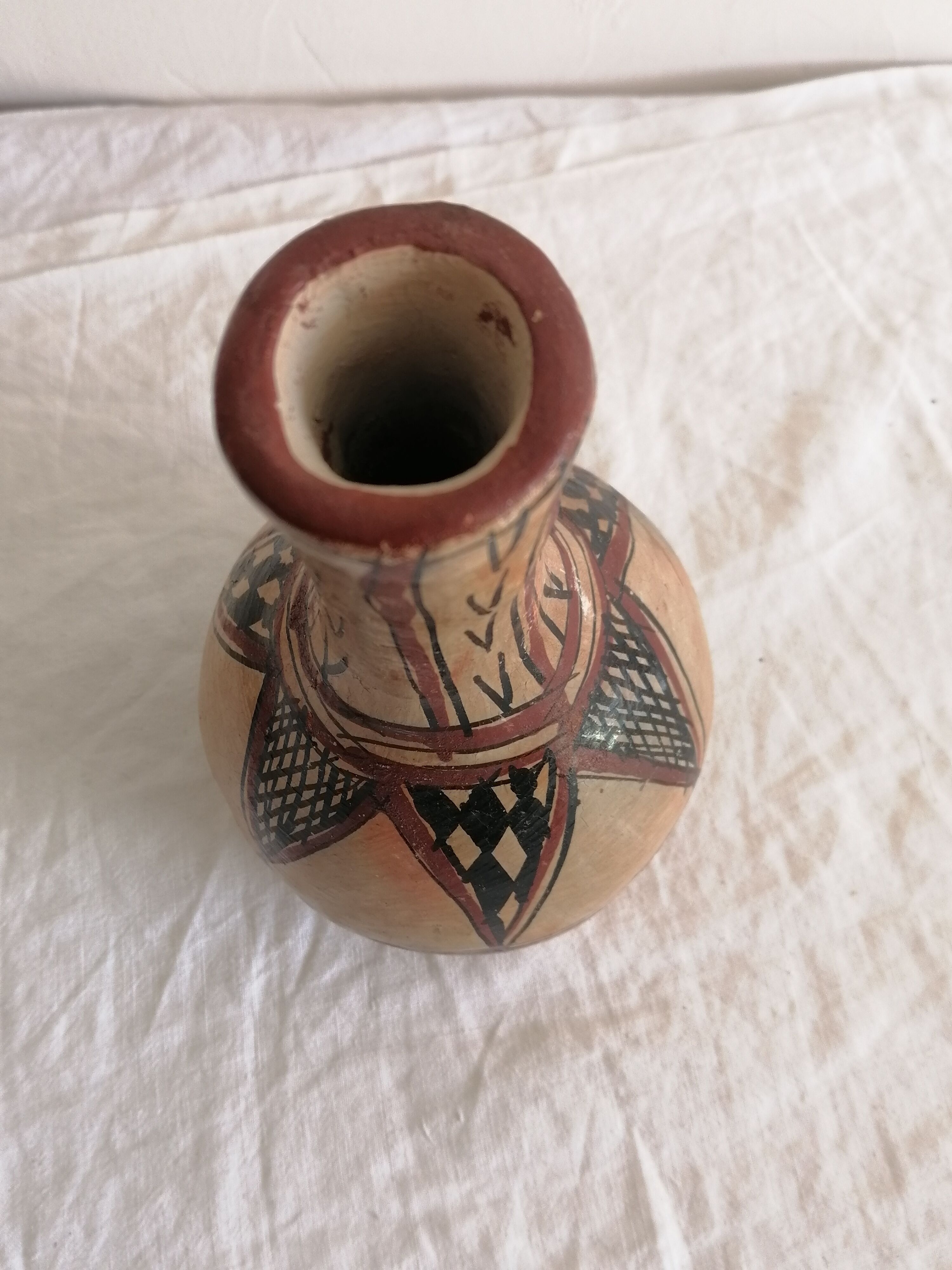 Pottery Kabyle, Berber. Vase.