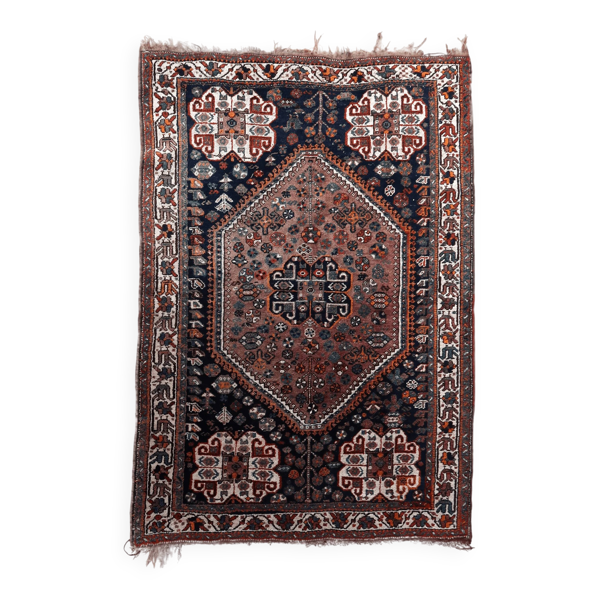 Handmade vintage Persian Shiraz rug 149cm x 208cm, 1940s