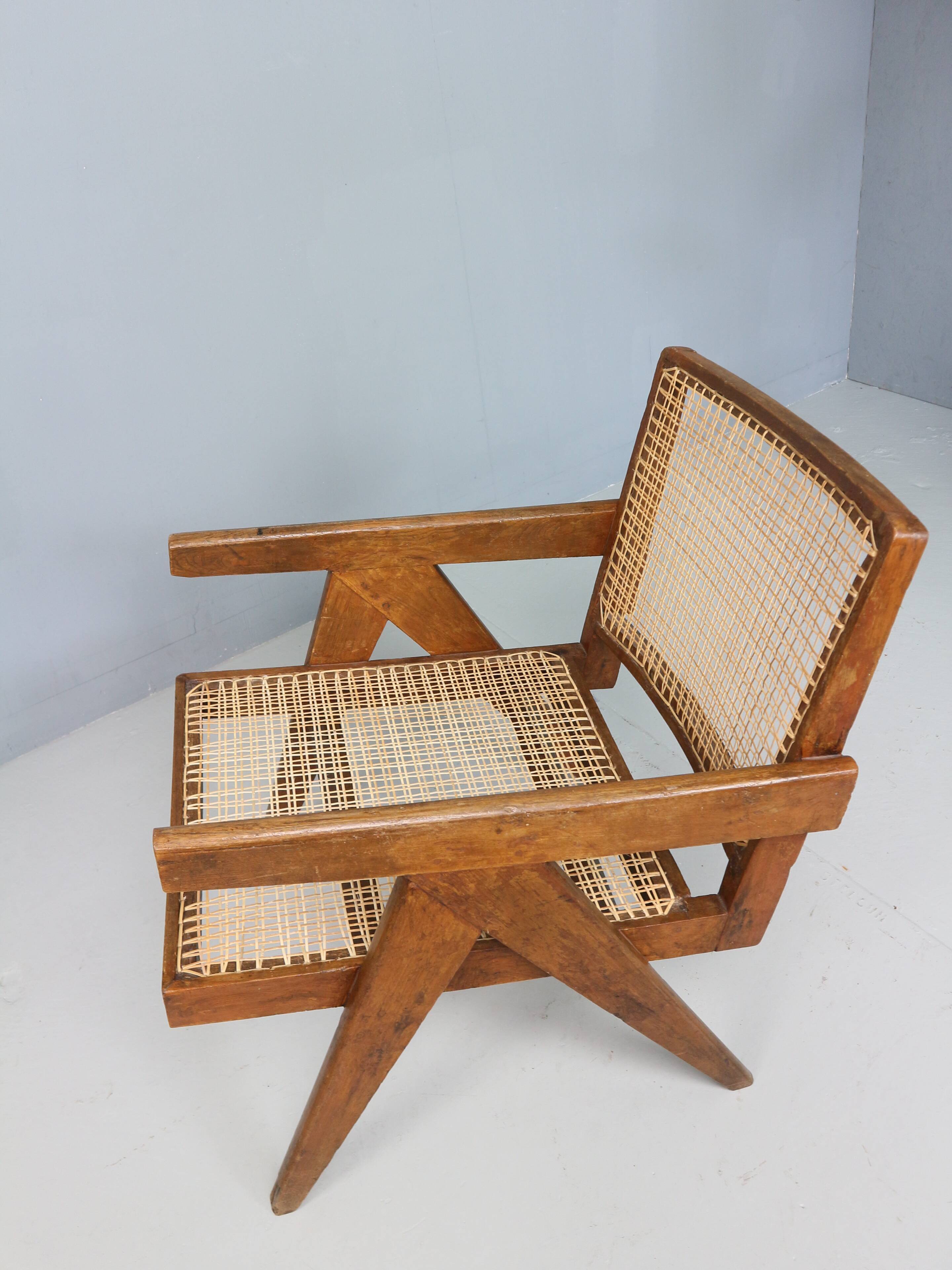 Pierre Jeanneret PJ-SI-29-A Easy Cane Chair / Authentic Mid-Century Modern