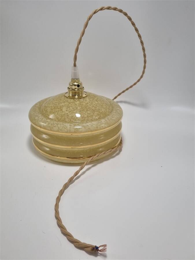 Suspension en verre moucheté