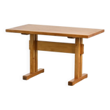 Table en pin massif, Les Arcs, France