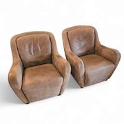 2 fauteuils en cuir marron édités par Natuzzi, années 1980