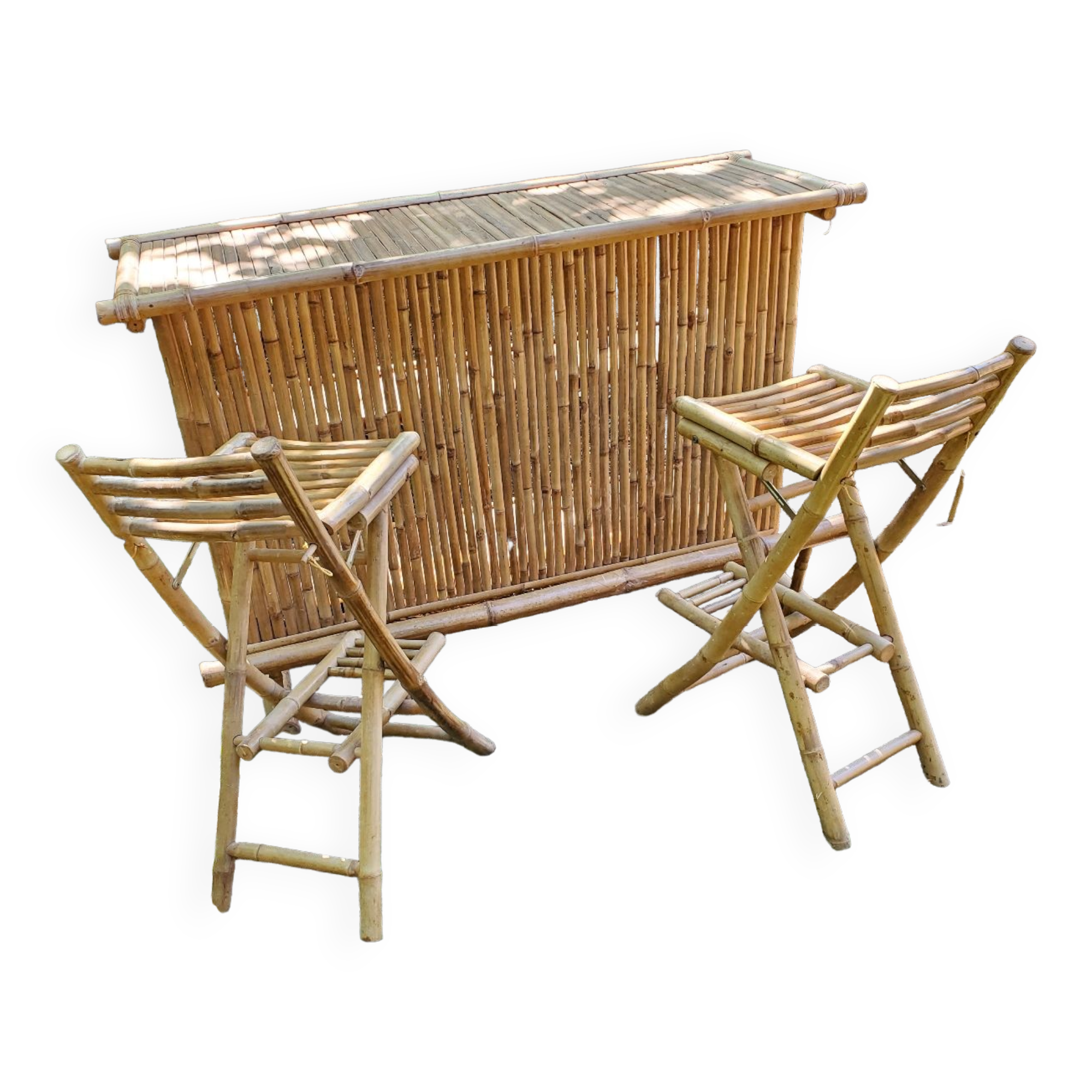 Bamboo bar and 2 vintage stools