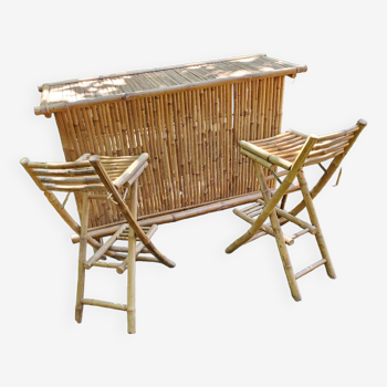 Bamboo bar and 2 vintage stools