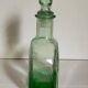 Carafe à whisky en verre vert vintage