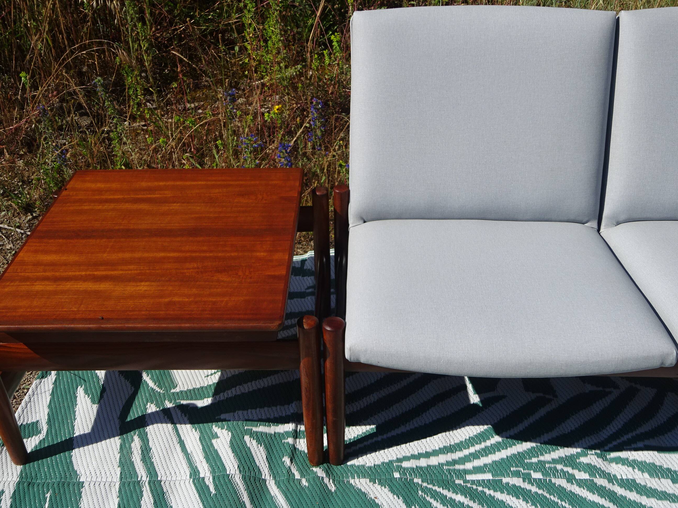 Modular 3-seater sofa + a teak coffee table by Karl SØrlie & SØnner