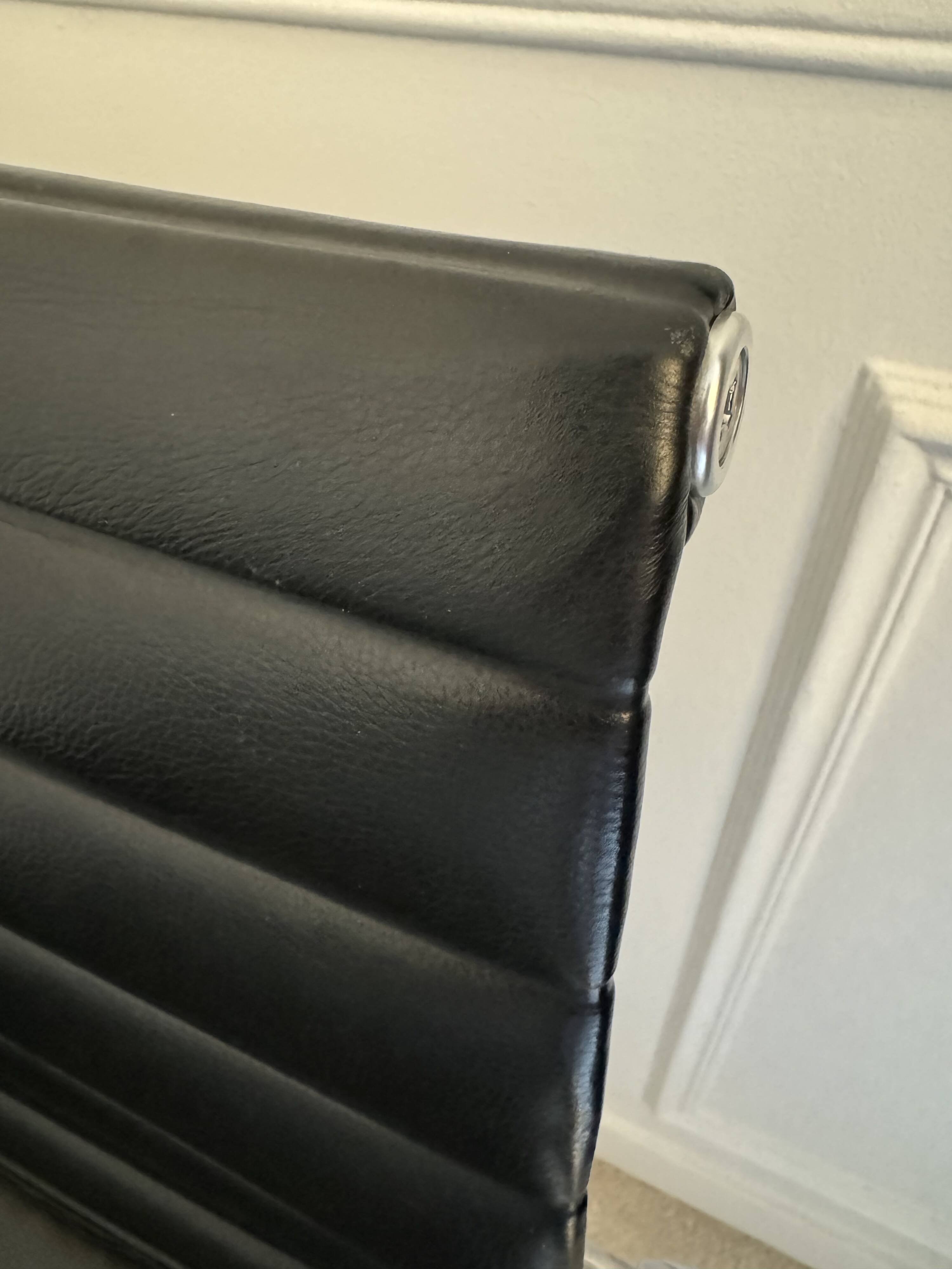 VITRA Office Chair EA 117 Eames Black Leather