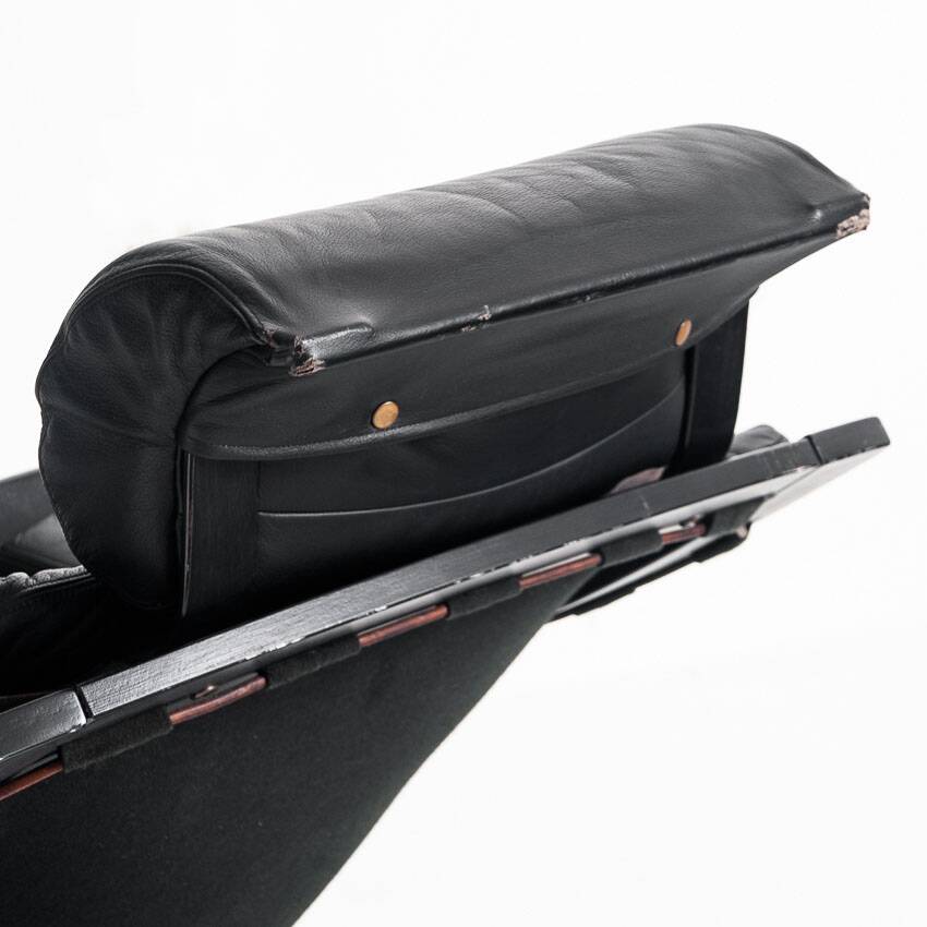 Kroken armchair in curved wood and leather. Design by Ake Fribytter for Nelo. Sweden, 80s