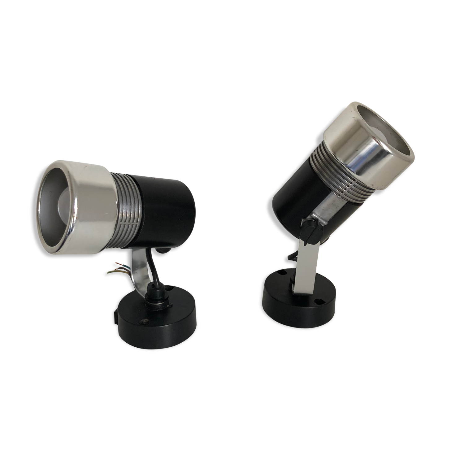 Pair of Italian iguzzini vintage 1970