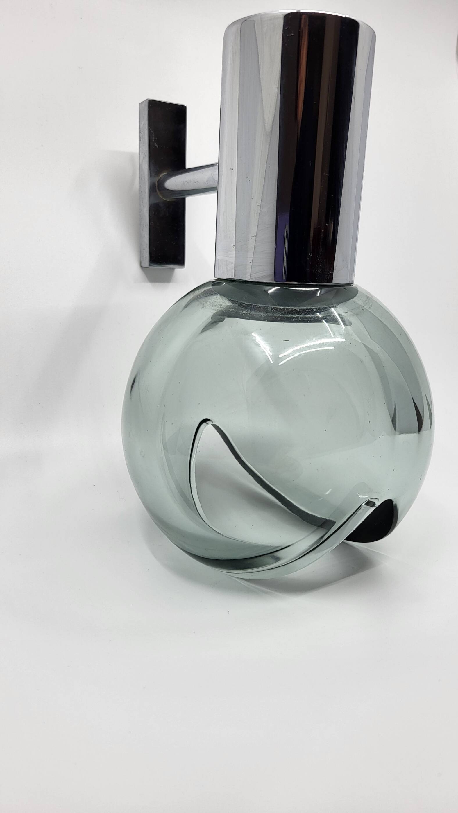 Glass and chrome wall lamp Eye Ball design Space Age Italy 1970