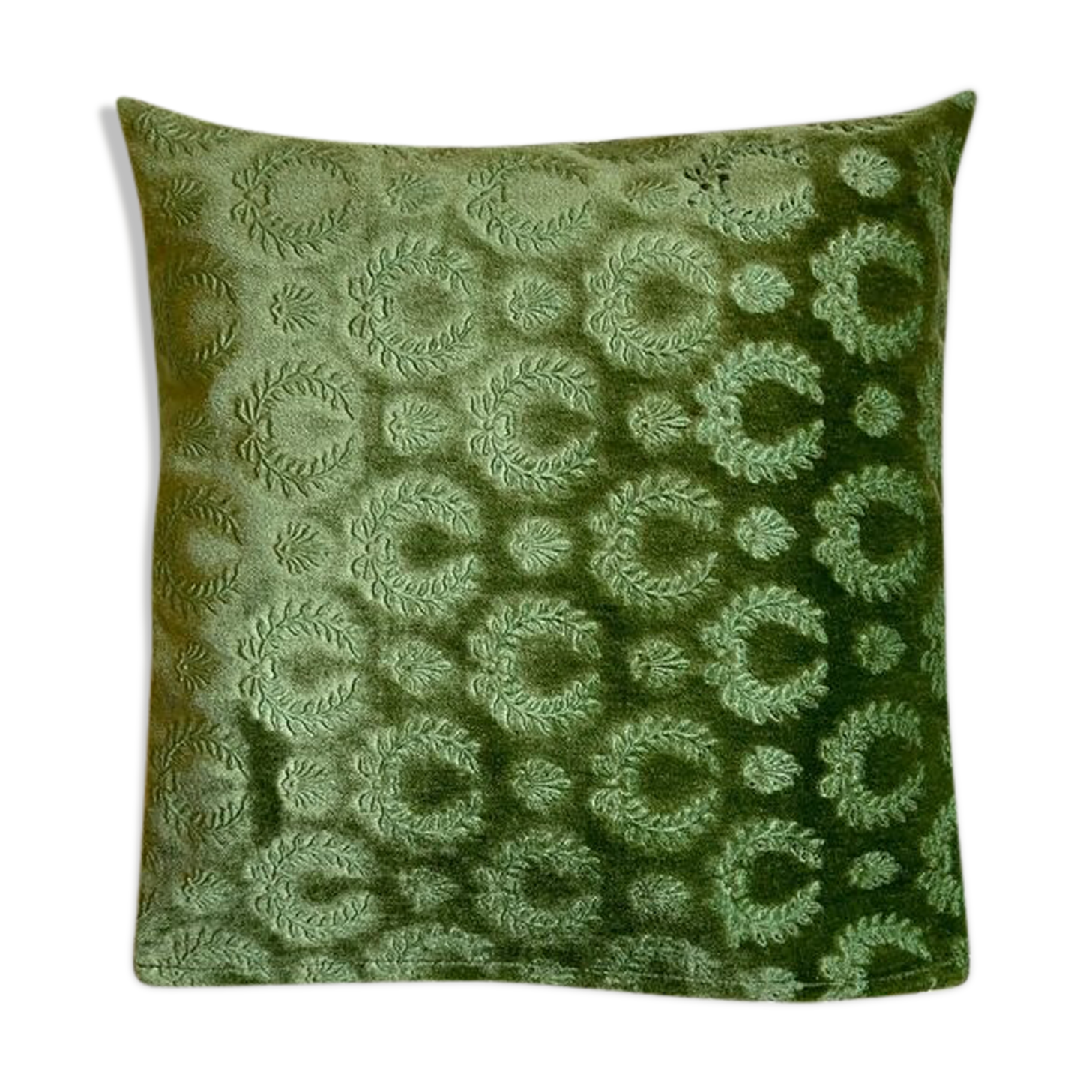 Green embroidered velvet cushion 40 cm