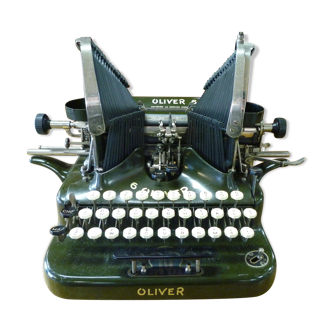 Oliver 6 typewriter