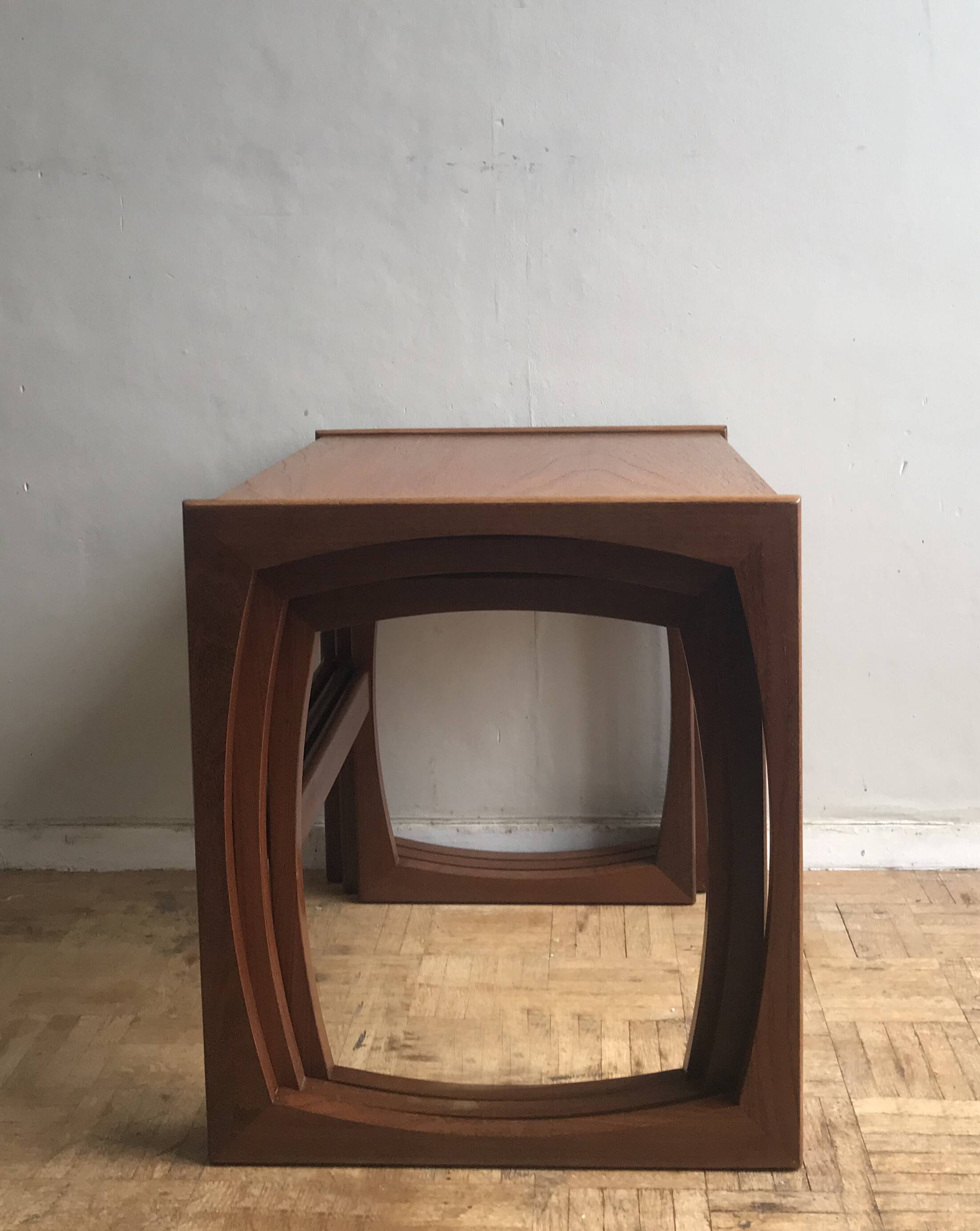 Nested tables Quadrille, teak - G Plan edition 1960