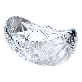 Large cut crystal planter in the Saint-Louis style.