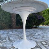 Tulip-shaped table with marble top
