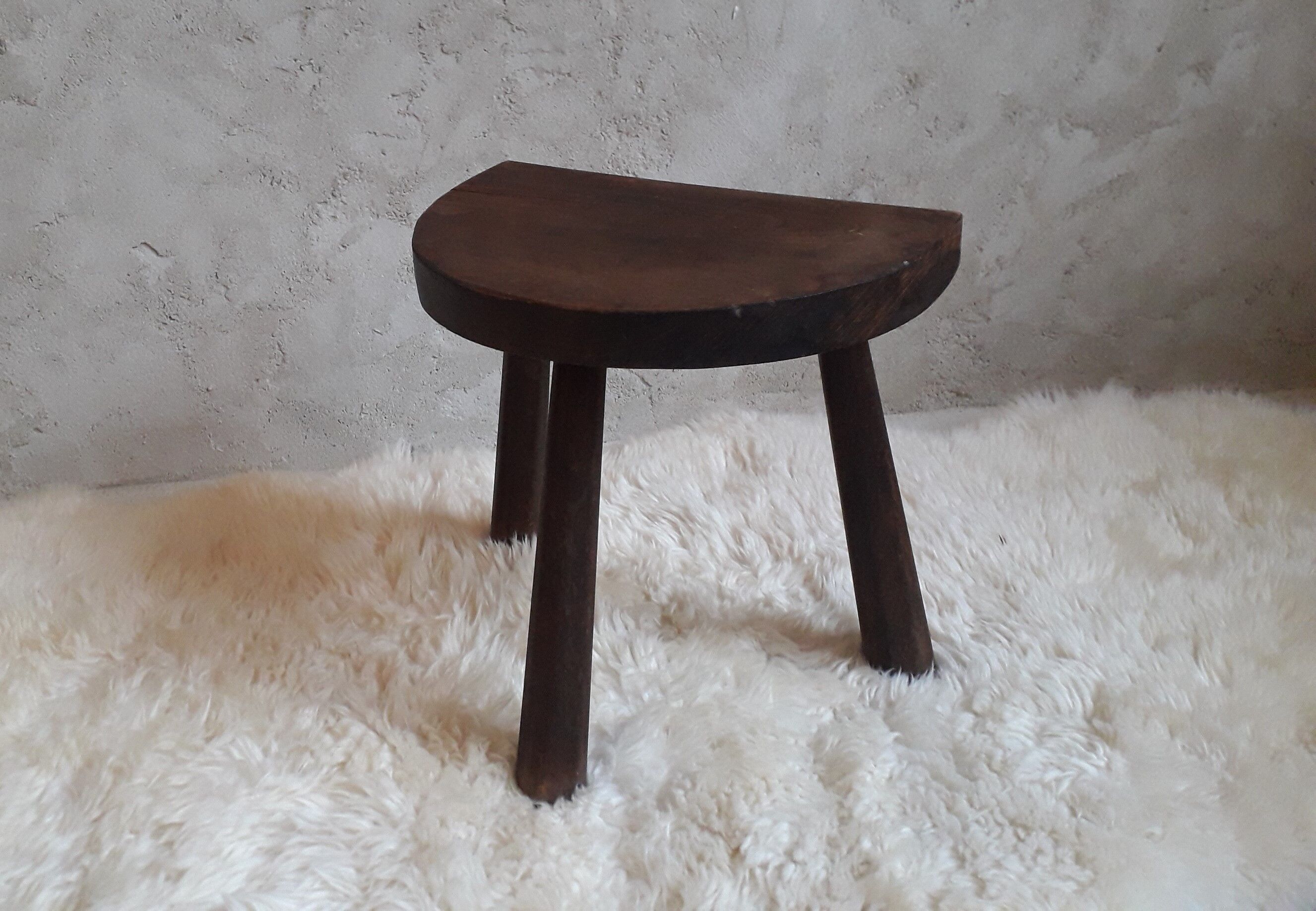 Tabouret de ferme tripode en bois