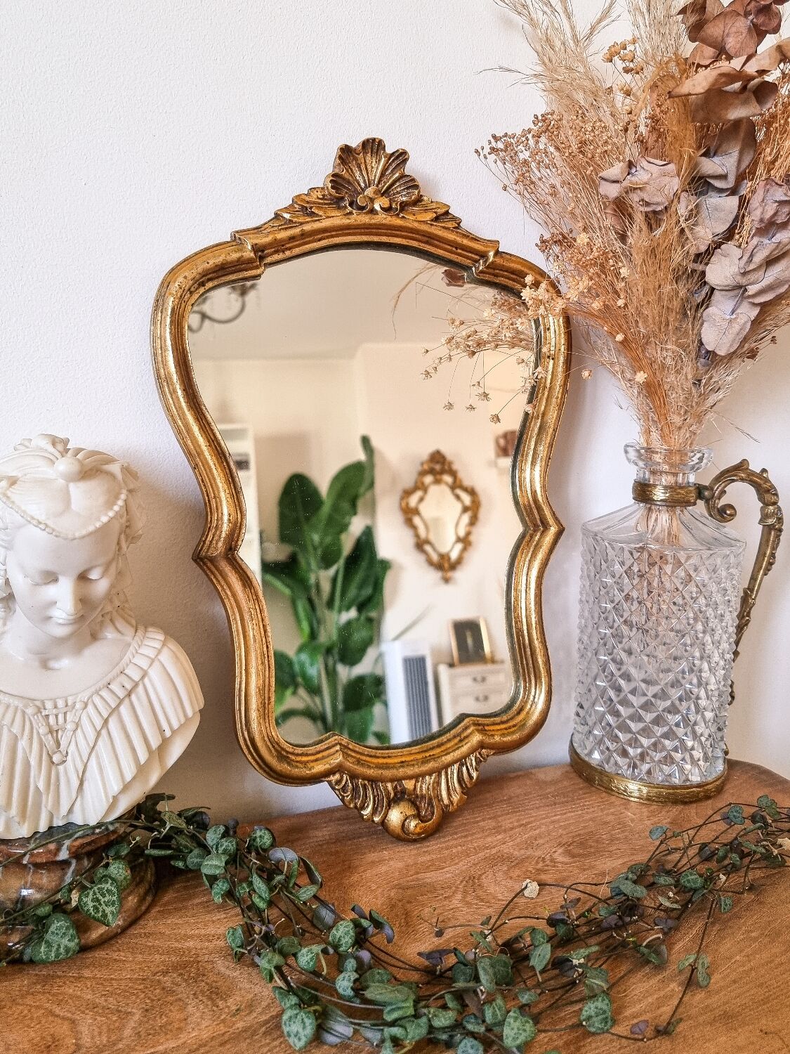 Small baroque mirror louis xv style