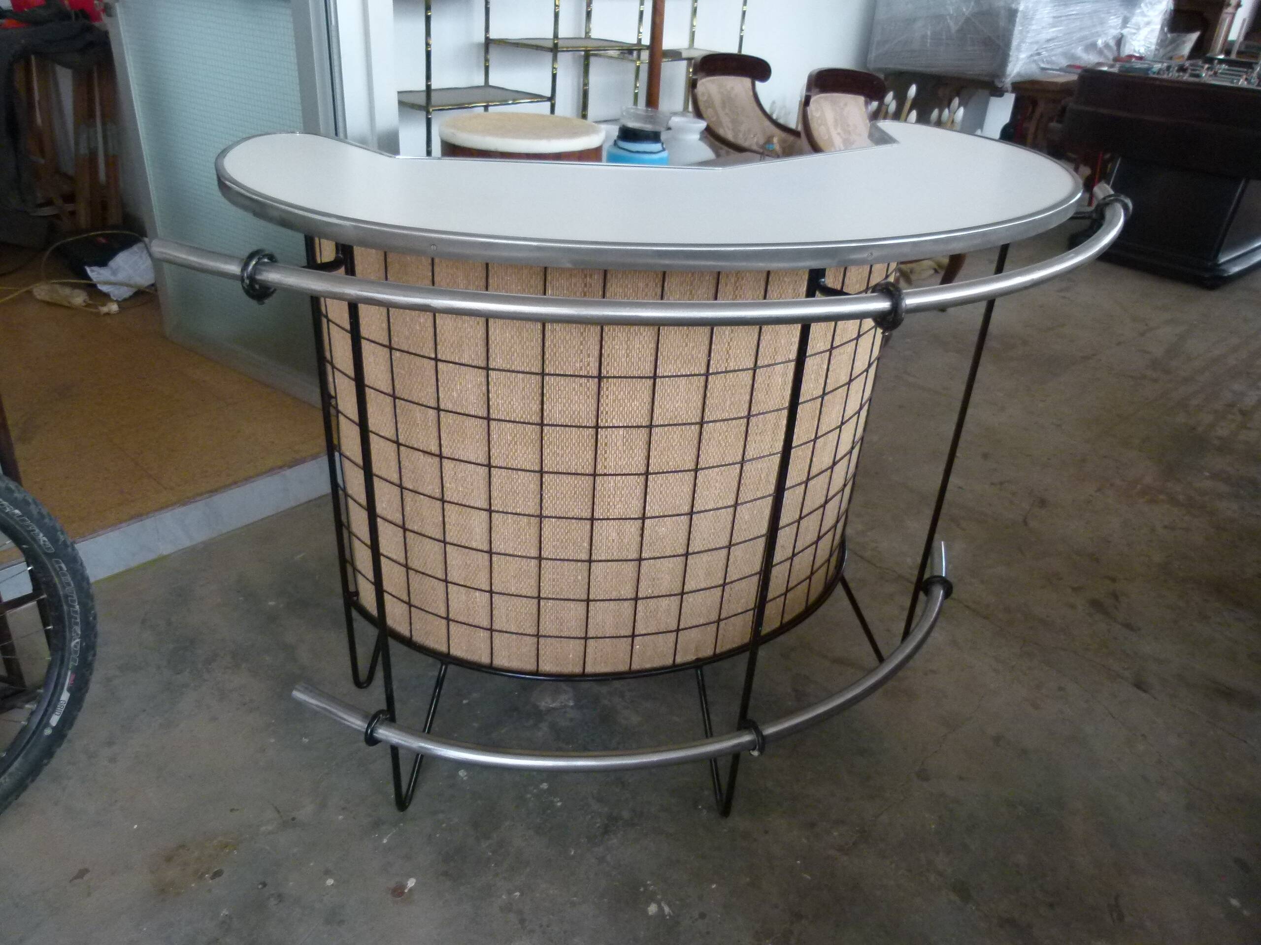 Vidal Brothers Bar Counter