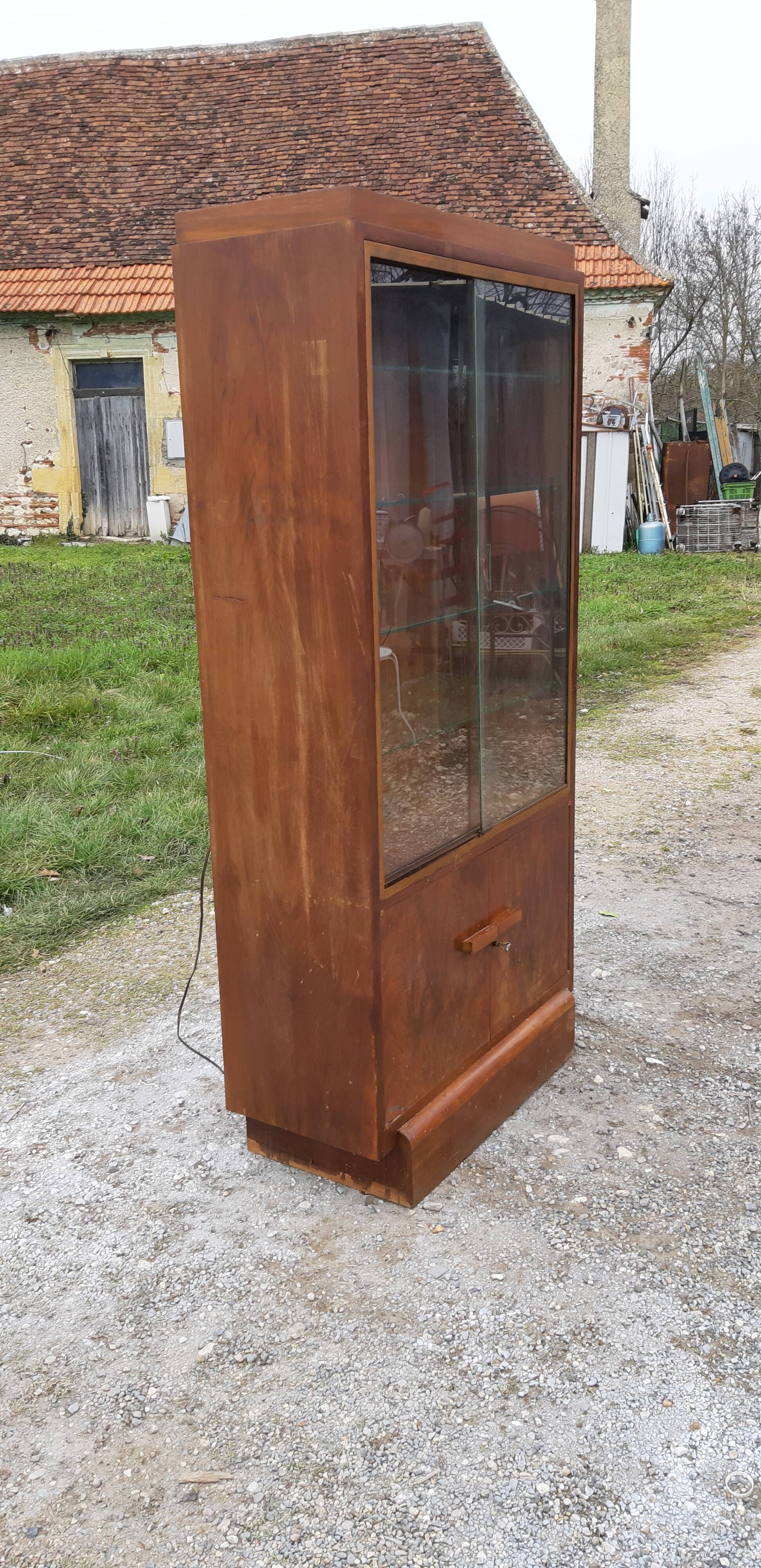 Art deco walnut showcase