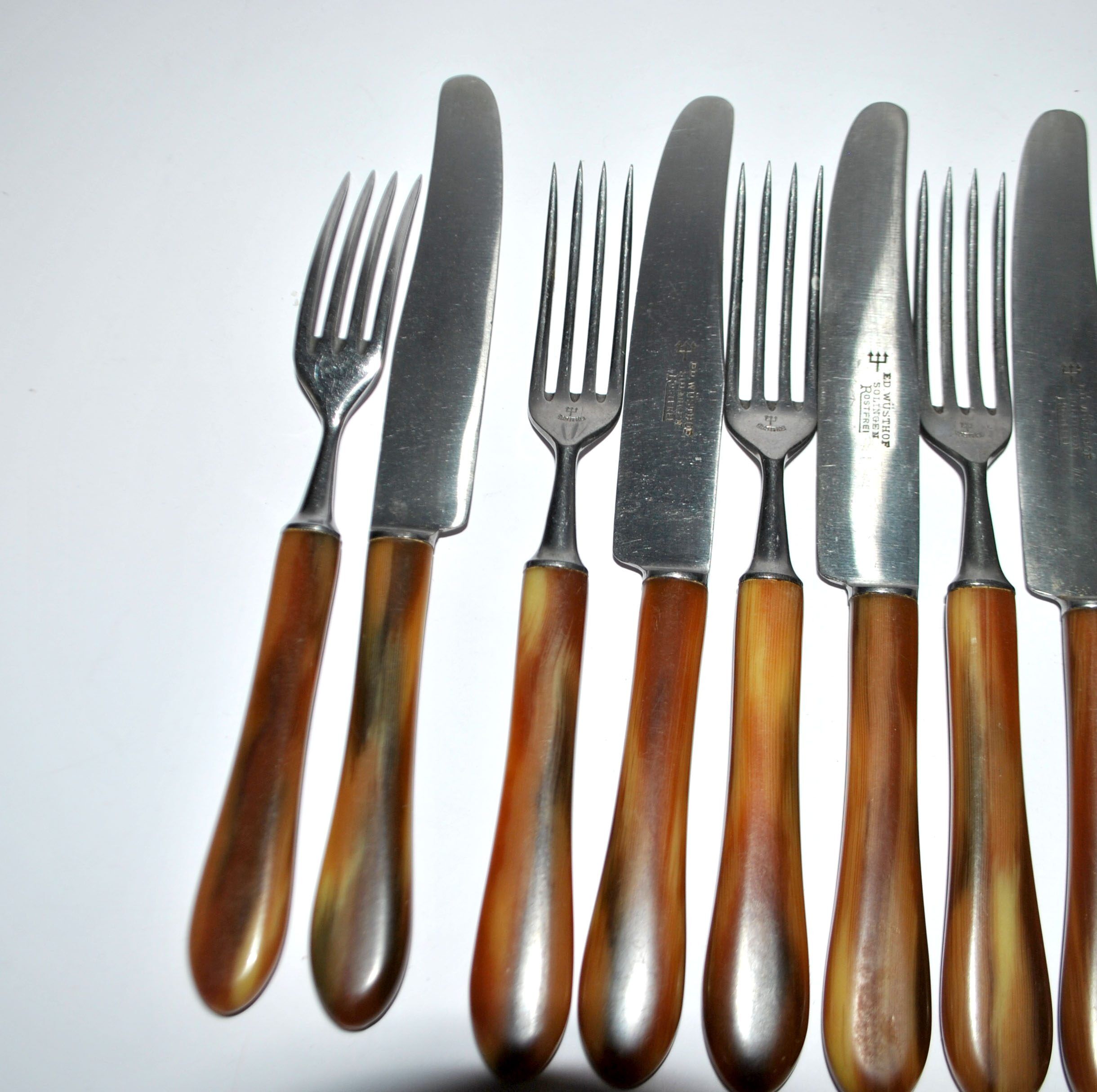 SOLINGEN Lot of 12 cheese cutlery Antique knives with horn handles and steel blades